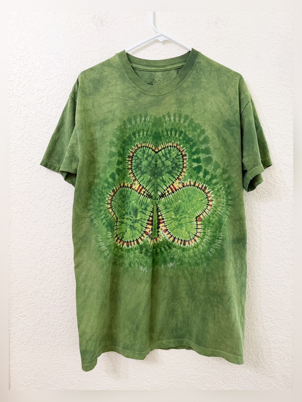 The Mountain Green Shamrock Tie Dye T-Shirt Size Large